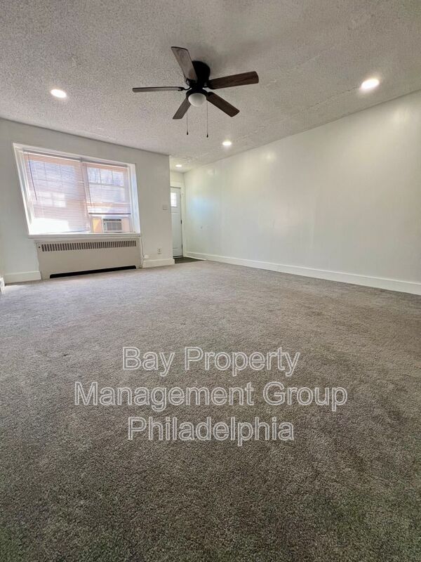 Building Photo - 624 Briarcliff Rd