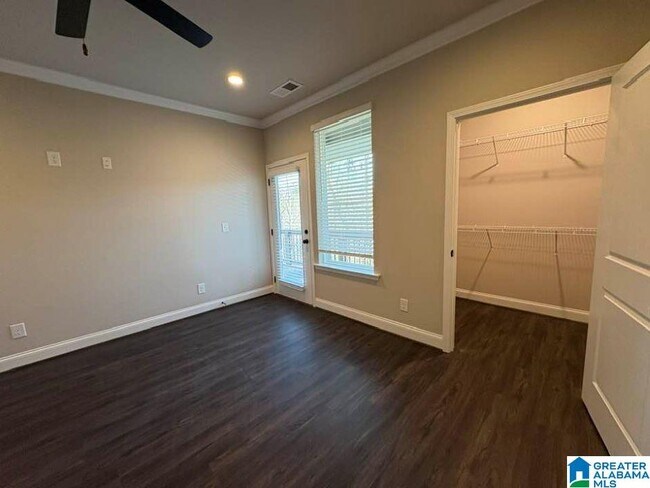 Building Photo - 4411 Lennox Pl