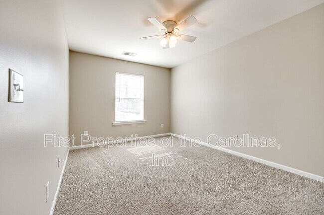Building Photo - 3000 Sewee Ln