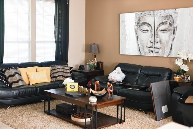 Building Photo - 6223 Gillian Park Dr