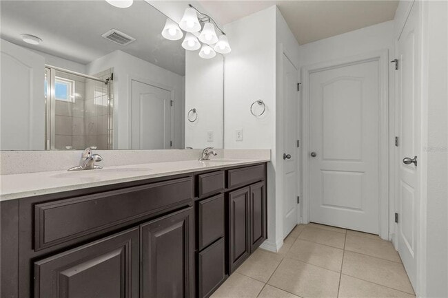 Building Photo - 14207 Poke Ridge Dr