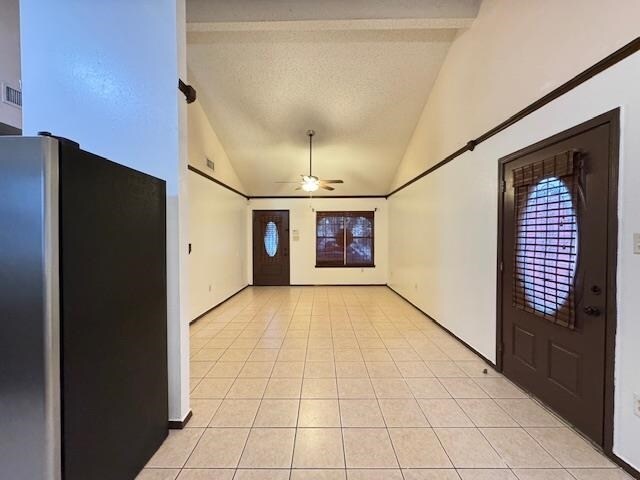 Building Photo - 712 Zebra Dr