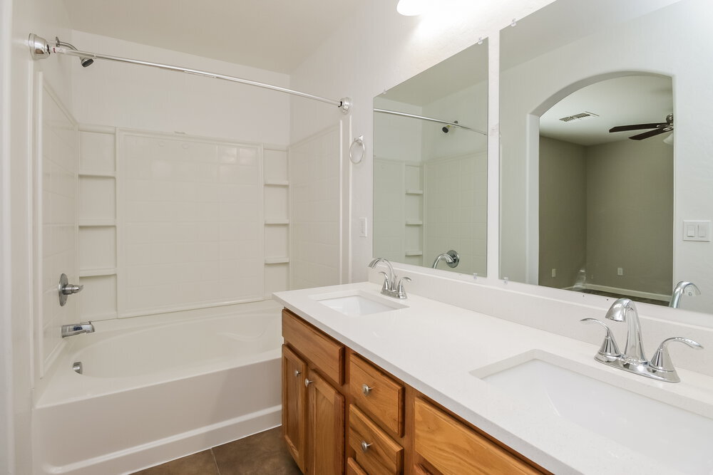 Building Photo - 4743 E Olney Ave