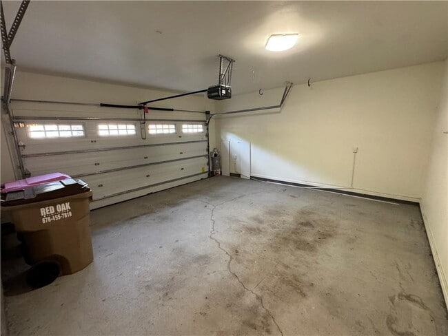 Building Photo - 5055 Hastings Terrace