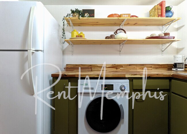 Building Photo - 1609 Forest Ave