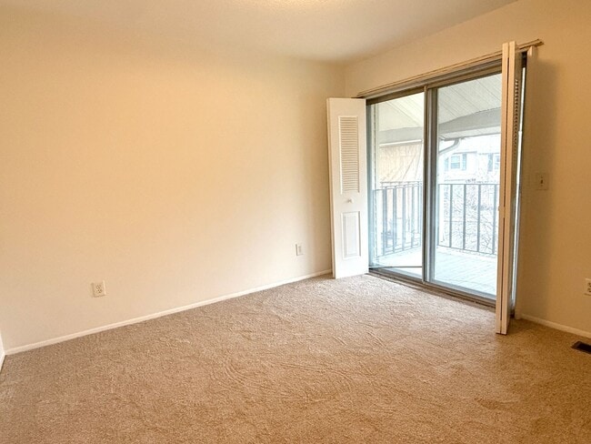 Building Photo - Newly Renovated! - 2 Bedroom, 1.5 Bathroom Condo In Van Buren Twp, Mi