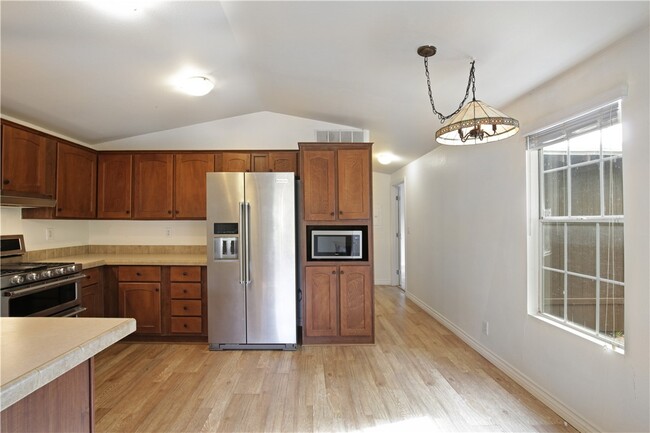Building Photo - 17825 Bear Valley Ln