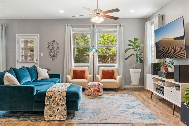 Building Photo - 1306 Falconer Wy