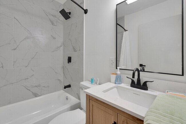 Building Photo - 2312 Willemette Ct