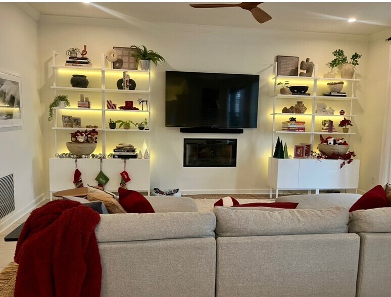 Family Room - 1224 Alexandra Ct