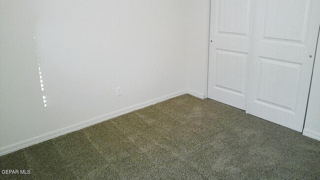 Building Photo - 653 Paseo Dulce Ave