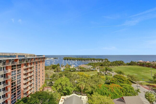 Building Photo - 2889 McFarlane Rd