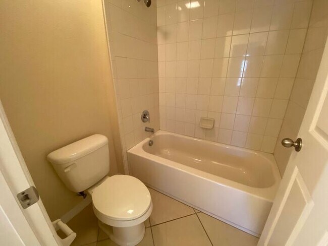 Building Photo - Mallard Pond-3528 Saxony Lane St. Cloud, FL 34772