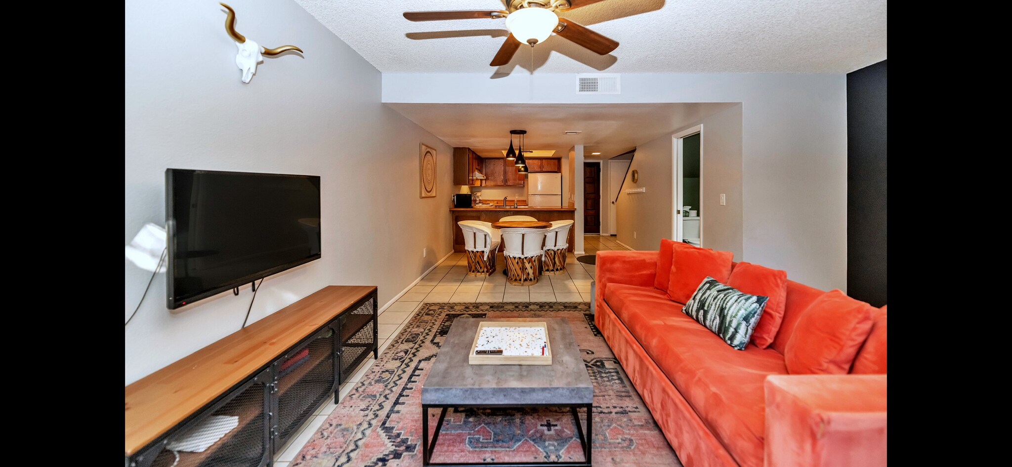 Building Photo - 122 S Hardy Dr