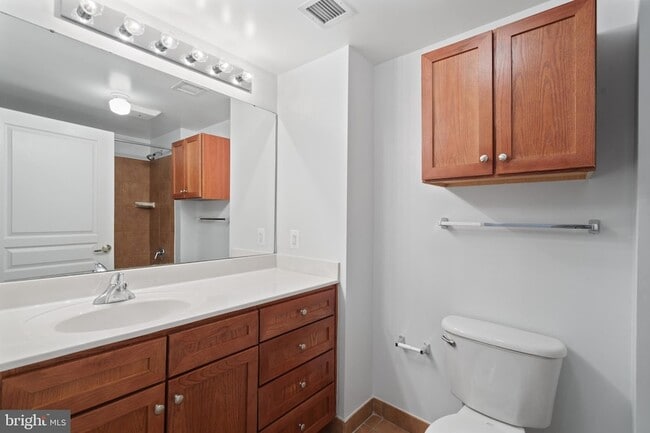 Building Photo - 631 D Street NW