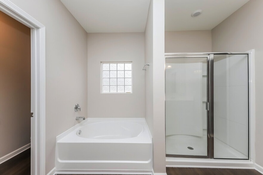 Building Photo - 384 Huntleigh Shores Ln