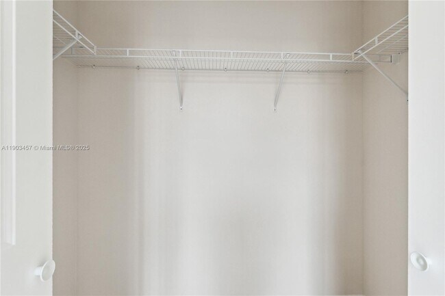 Building Photo - 3590 Coral Wy