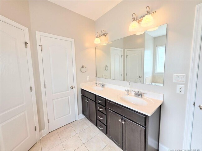Building Photo - 3516 Heartpine Dr
