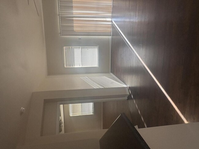 Building Photo - 6101 Shamrock Dr