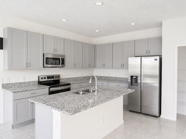 Building Photo - 214 Tarpon Bay Blvd