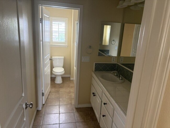 Building Photo - 45486 Olive Ct