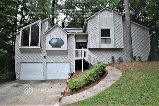 Building Photo - 310 Walking Horse Way NE