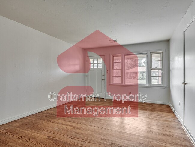 Building Photo - 1711 Brighton Ave