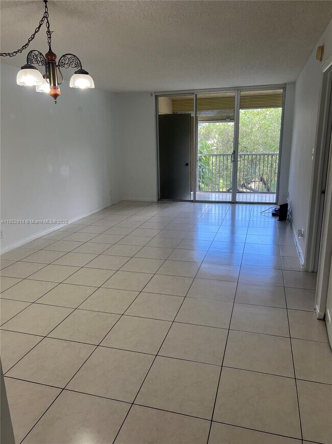 Building Photo - 3301 NW 47th Terrace