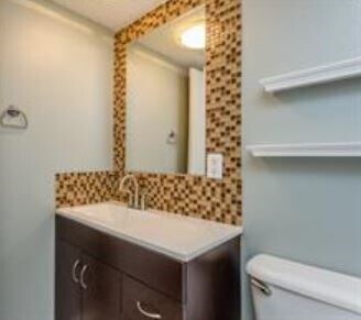 Building Photo - 606 Marshall St