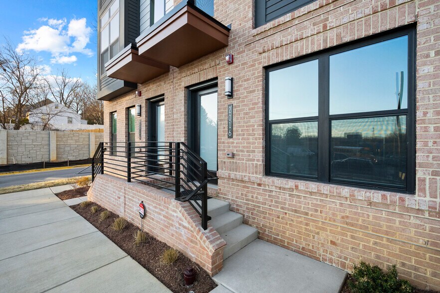 Building Photo - 2016 Tysons Ridgeline Rd