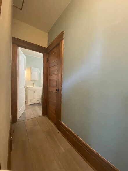 Laundry/basement access - 434 Goodrich Ave