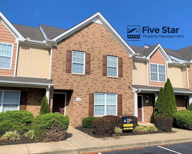 Building Photo - 2034 Victory Gallop Ln