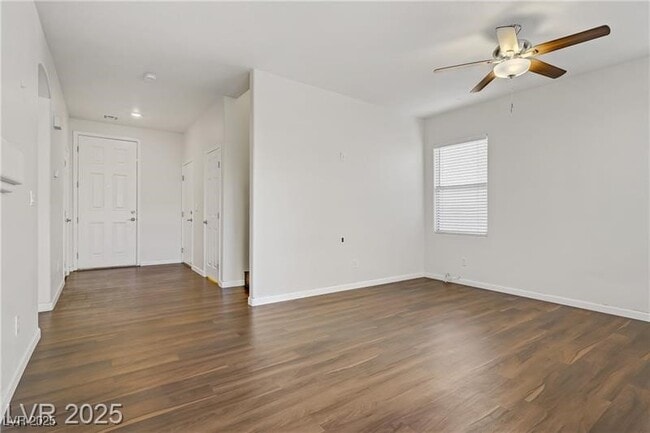 Building Photo - 5948 Sakhalin Ave