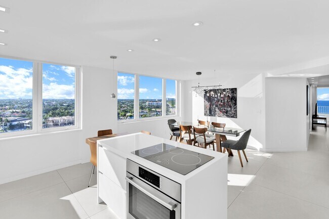 Building Photo - 500 S Ocean Blvd