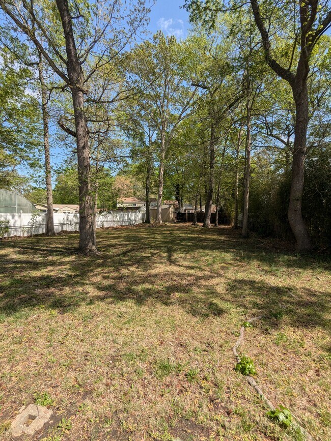 Building Photo - 12 Admiral Ct