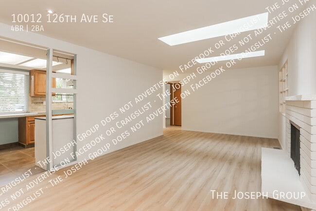 Building Photo - 10012 126th Ave SE