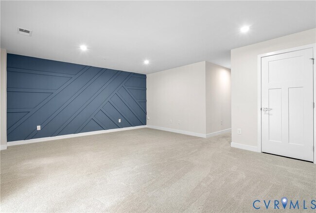 Building Photo - 341 Crofton Village Terrace