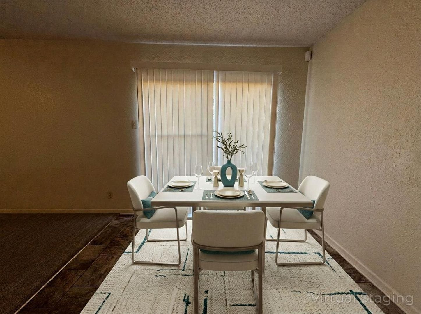 Building Photo - 3609 Hereford Ln