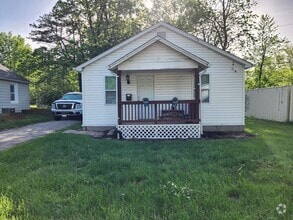 Building Photo - Charming 2 bed 1 bath home