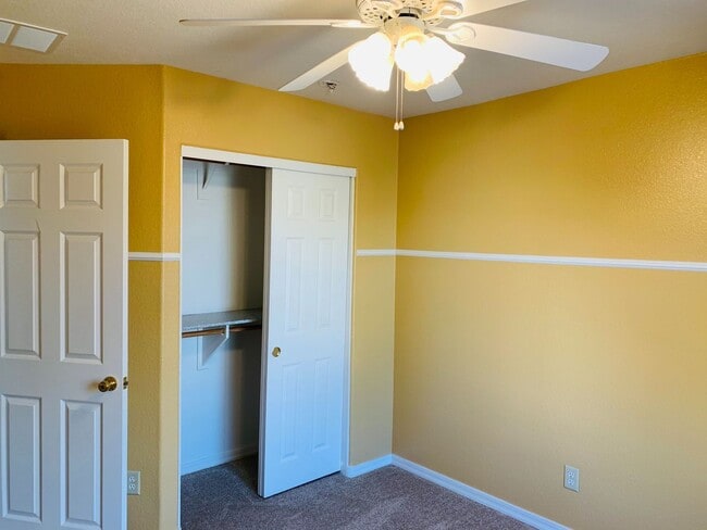 Building Photo - Beautiful Home In Rancho Sahuarita Located...