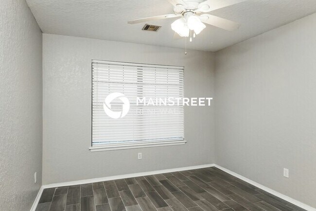 Building Photo - 3 Bedroom Pet-Friendly Home in Edmond, OK ...