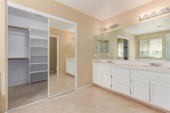 Building Photo - 8612 Sierra Cima Ln