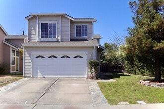 Building Photo - Beautiful Ardenwood home with Loft Availab...