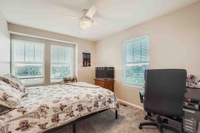 Building Photo - 21207 E 59th Pl