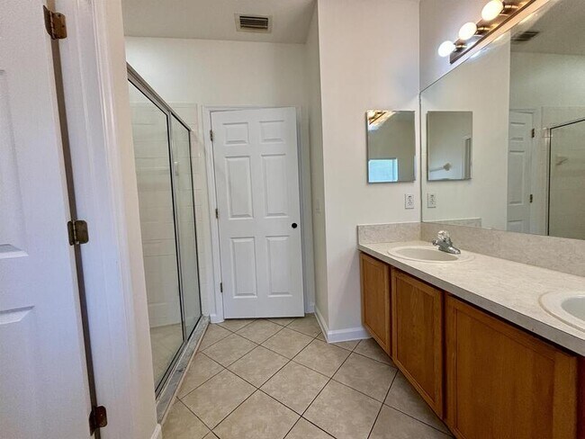 Building Photo - 10245 Cypress Trail Dr