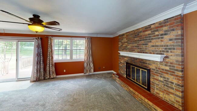 Building Photo - 2 Story, Canfield Home for Rent! South Ran...