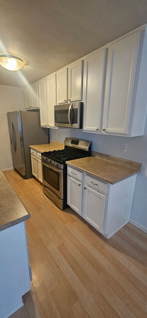 Building Photo - 263 Sharp Cir