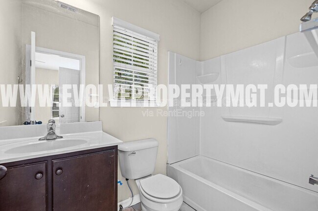 Building Photo - 3586 Brister St