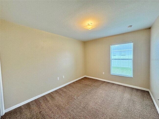 Building Photo - 140 Mandolin Dr