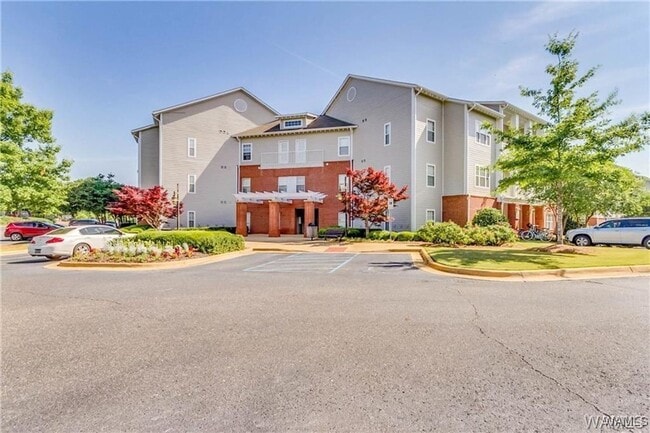 Primary Photo - Nice 2 Bed 2 Bath Available Fall 2025!